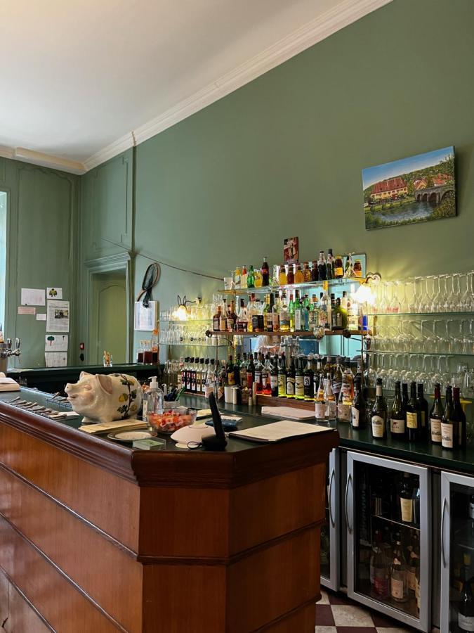 Hotel Restaurant Chez Gervais Quingey Exterior photo